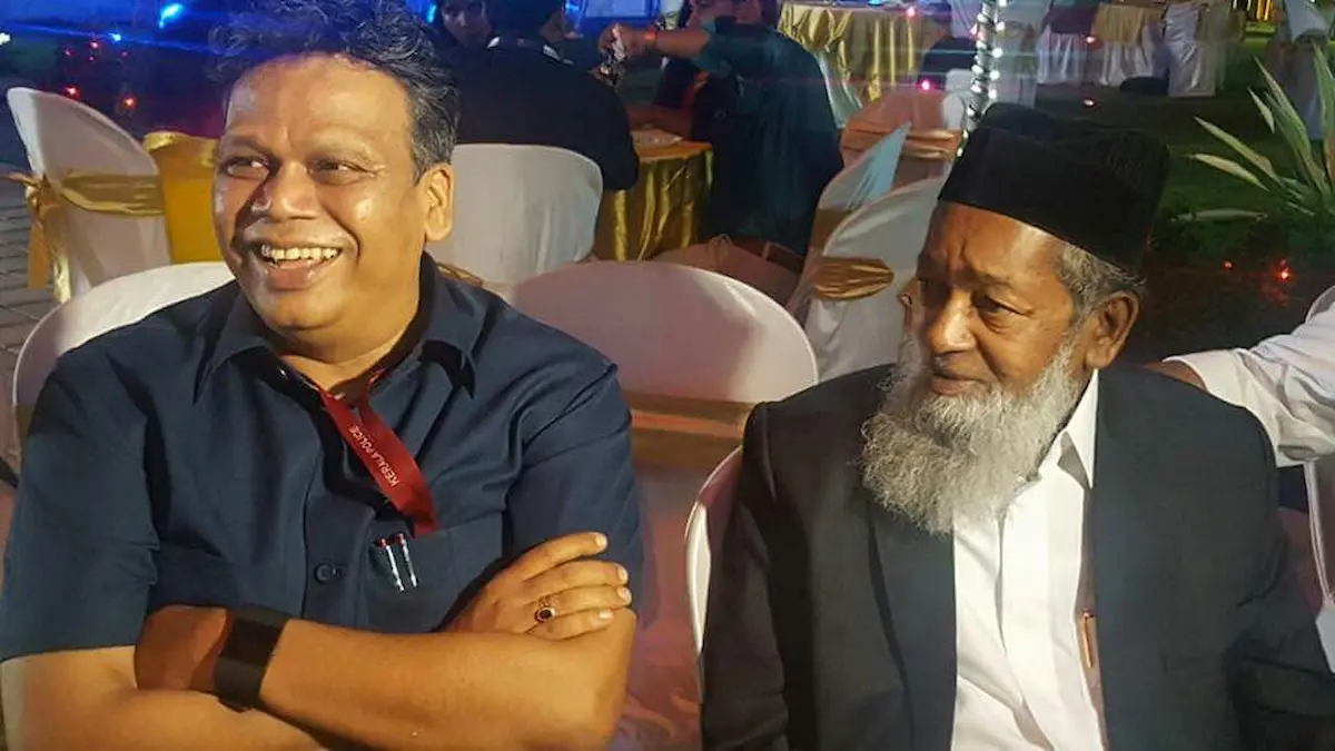 Quthbuzzaman With Behra